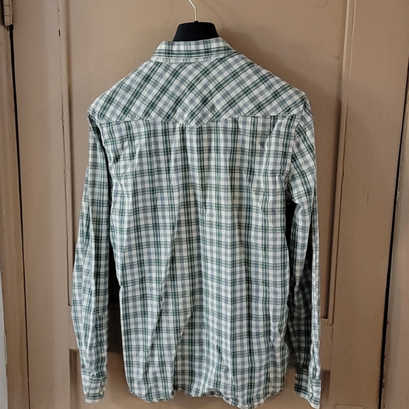 Lucky Brand Sz M Button Down shirt 100% cotton - Picture 2 of 7